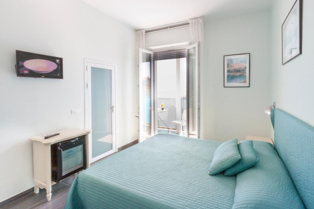 Hotel Spiaggia Marconi Rimini Eksteriør billede