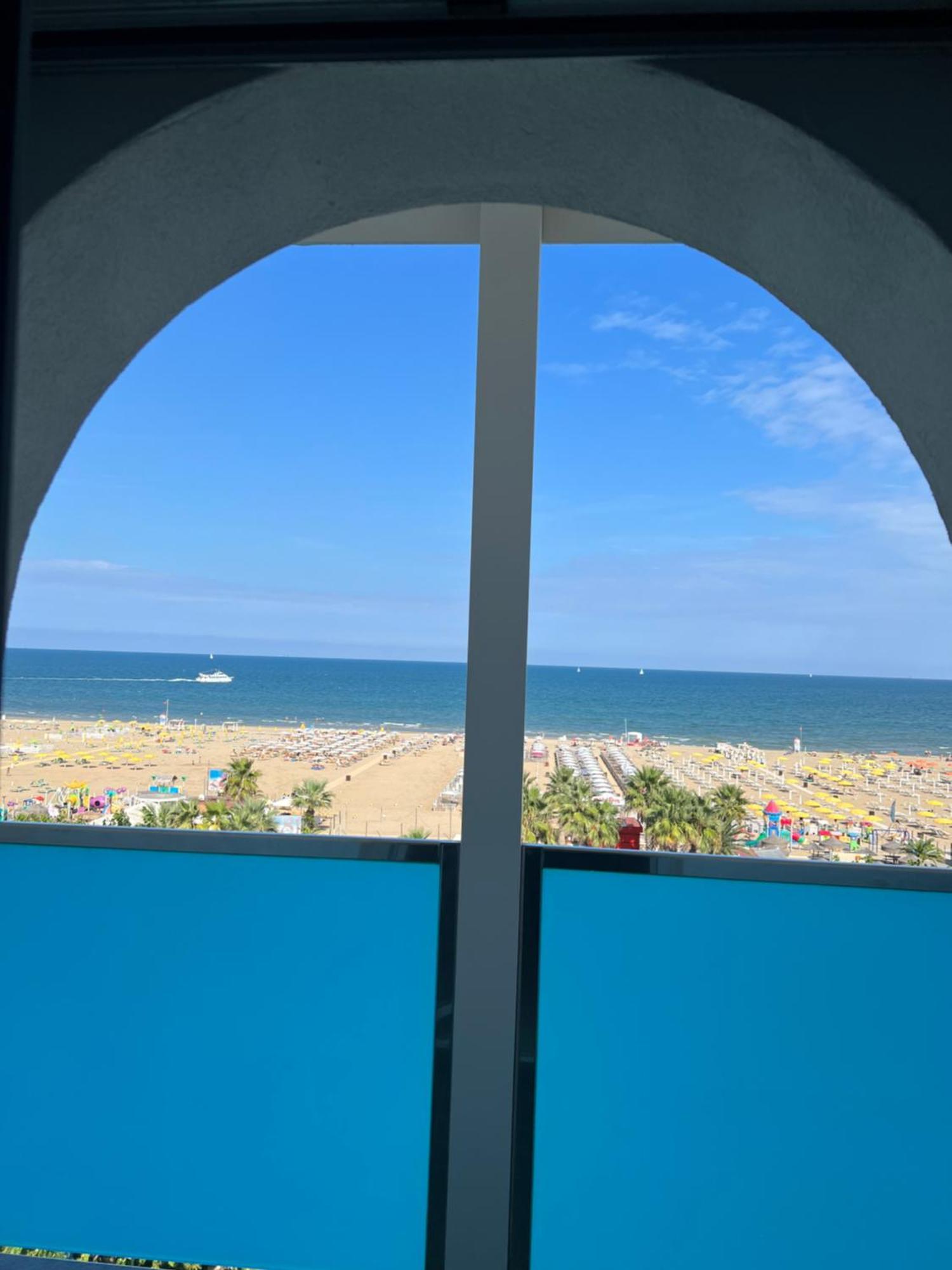 Hotel Spiaggia Marconi Rimini Eksteriør billede